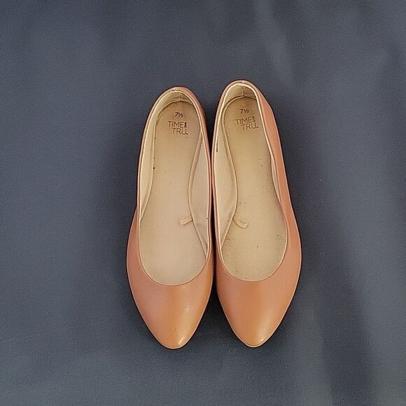 TIME AND TRU SLIP ON POINTED TOE WOMEN'S FLAT SHOES - Picture 2 of 12